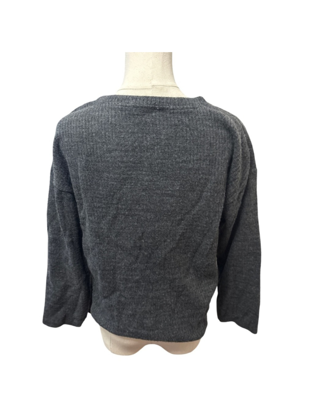 Zara Floral Embroidered Gray Sweater - size M - Picture 2 of 3
